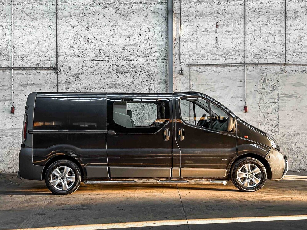 Opel Vivaro 1.9 CDTI L2H1 6-Pers. 82PS 2004, 42-BP-TK