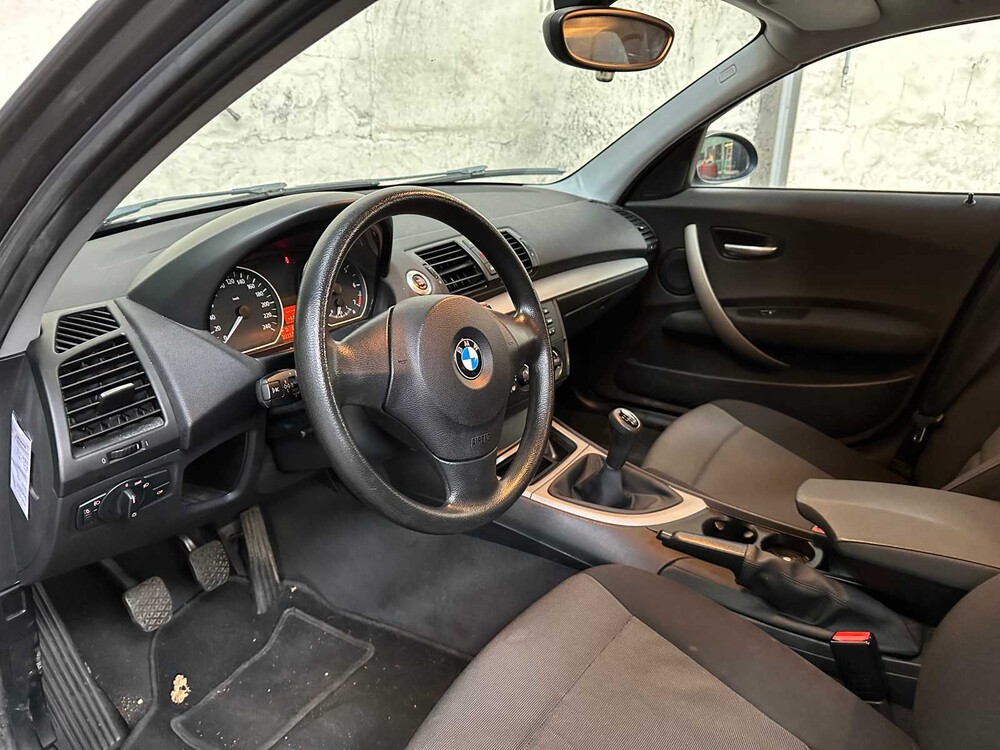 BMW 116i Business Line 1er 116PS 2006, 77-SG-JZ