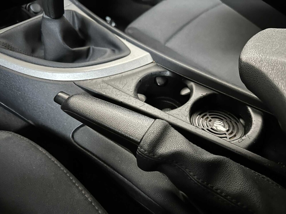 BMW 116i Business Line 1er 116PS 2006, 77-SG-JZ