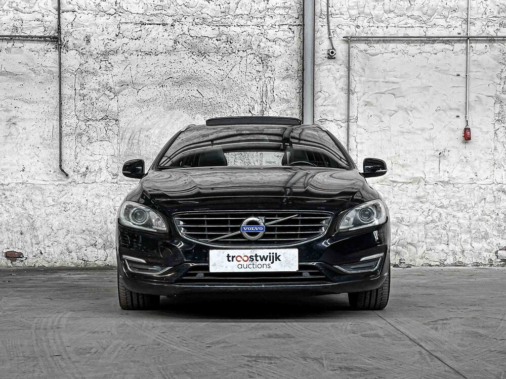 Volvo V60 2.4 D6 AWD Pl.i Summe. 215PS 2013, 4-SJX-92