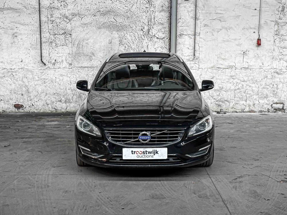 Volvo V60 2.4 D6 AWD Pl.i Summe. 215PS 2013, 4-SJX-92