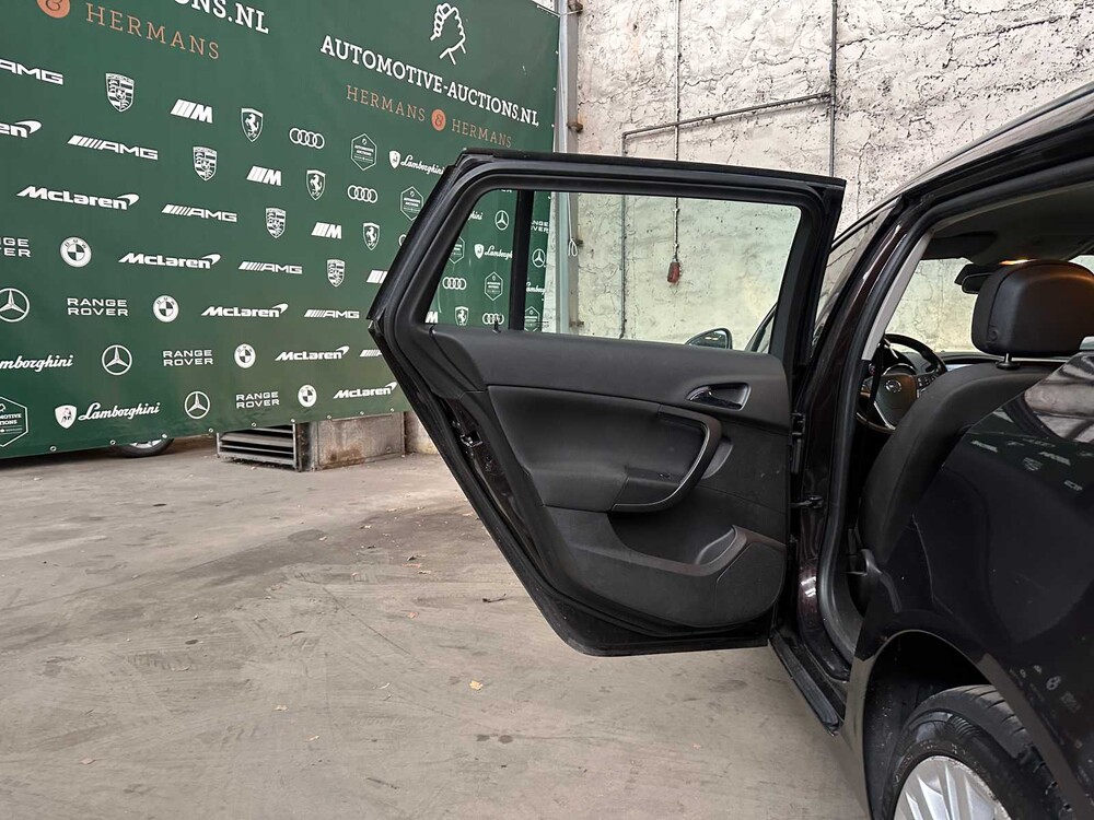 Opel Insignia Sports Tourer 1.4 T EcoF. Bns Ed 140PS 2011,00-SJP-9