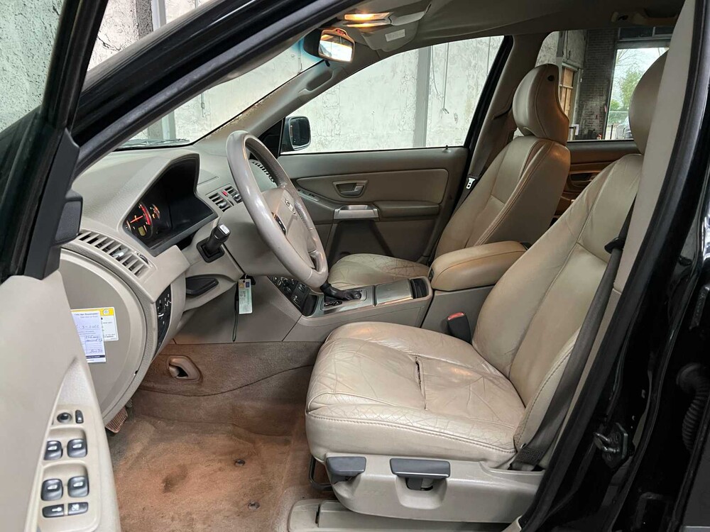 Volvo XC90 2.5 T 209PS 2003, SJ-840-L