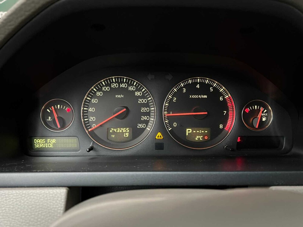 Volvo XC90 2.5 T 209PS 2003, SJ-840-L