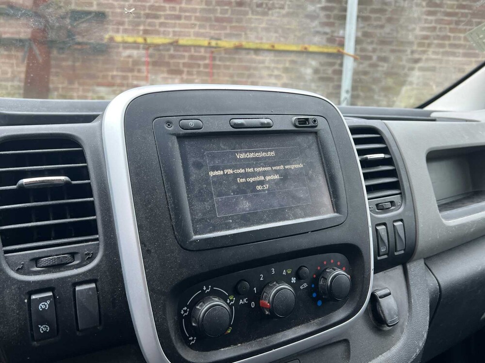 Renault Trafic 1.6 dCi T29 L2H1 Com 121PS 2018, V-723-PX