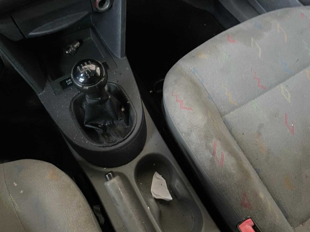 Volkswagen Caddy 1.9 TDI Maxi 105PS 2008, 31-VNK-6