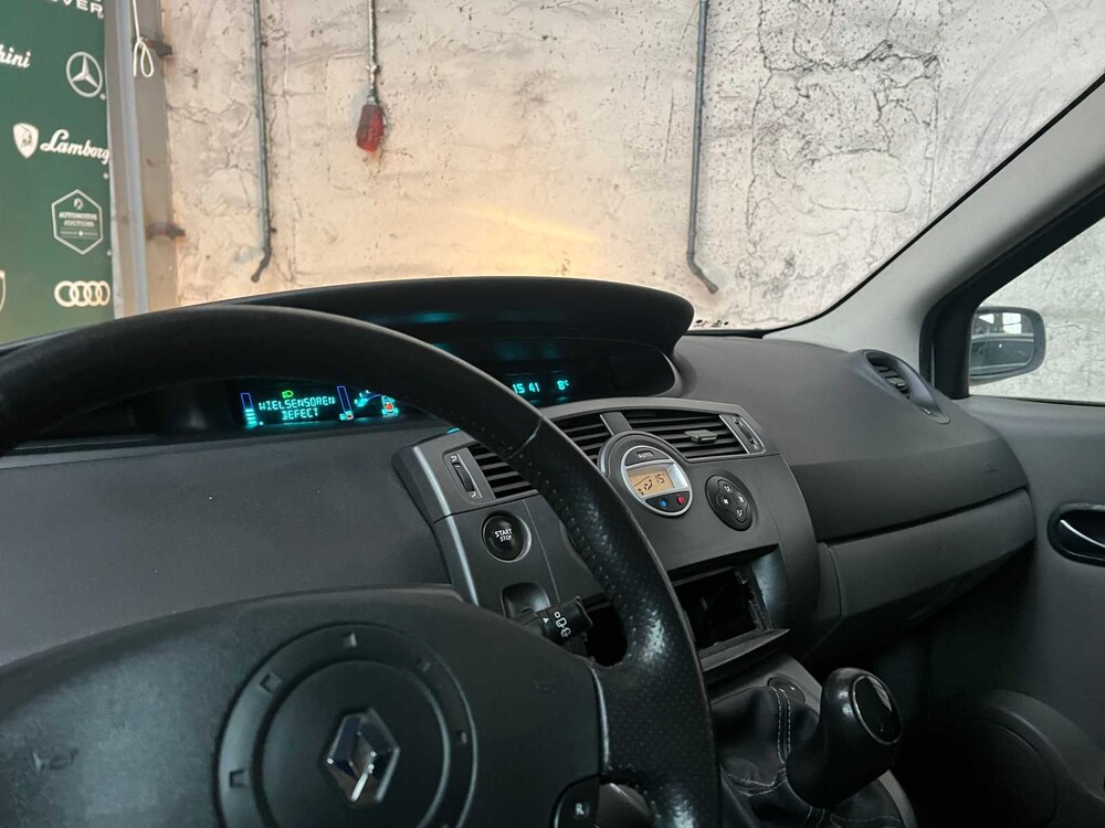 Renault Scénic 1.6-16V Expr. Sockel 113PS 2004, 20-PR-DK