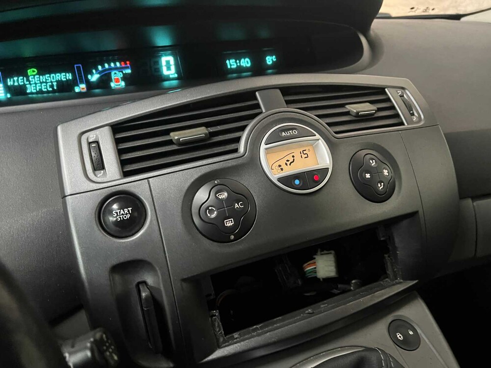 Renault Scénic 1.6-16V Expr. Sockel 113PS 2004, 20-PR-DK