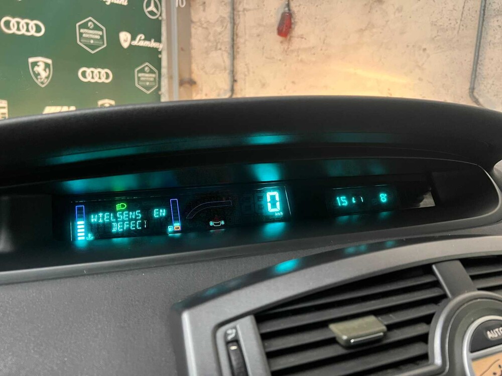 Renault Scénic 1.6-16V Expr. Sockel 113PS 2004, 20-PR-DK