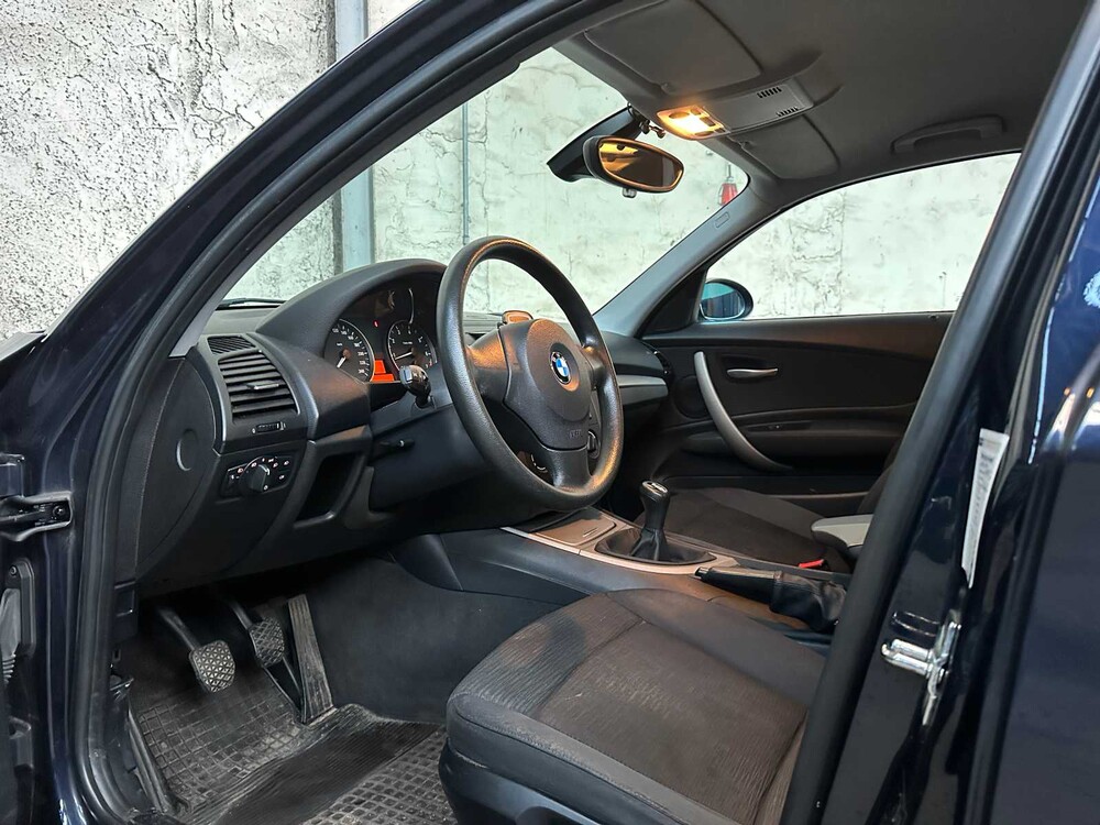 BMW 116i Business Line 1er 116PS 2007, 59-XN-VX