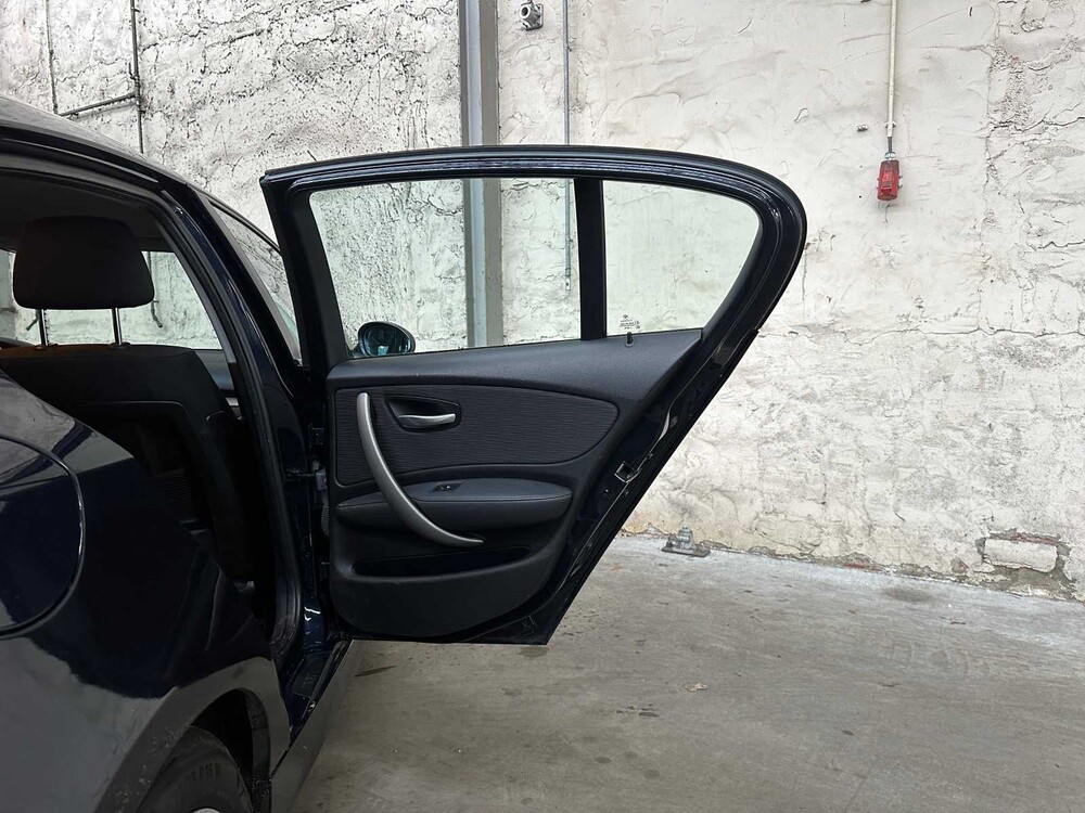 BMW 116i Business Line 1er 116PS 2007, 59-XN-VX