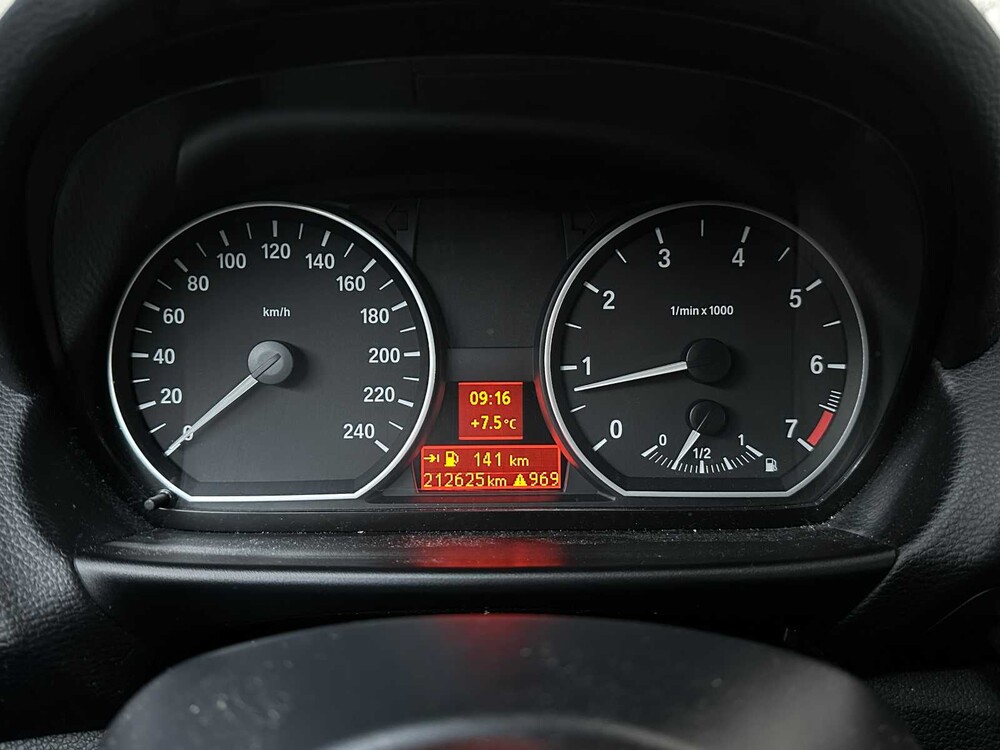 BMW 116i Business Line 1er 116PS 2007, 59-XN-VX