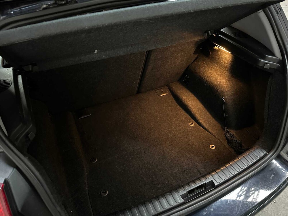 BMW 116i Business Line 1er 116PS 2007, 59-XN-VX