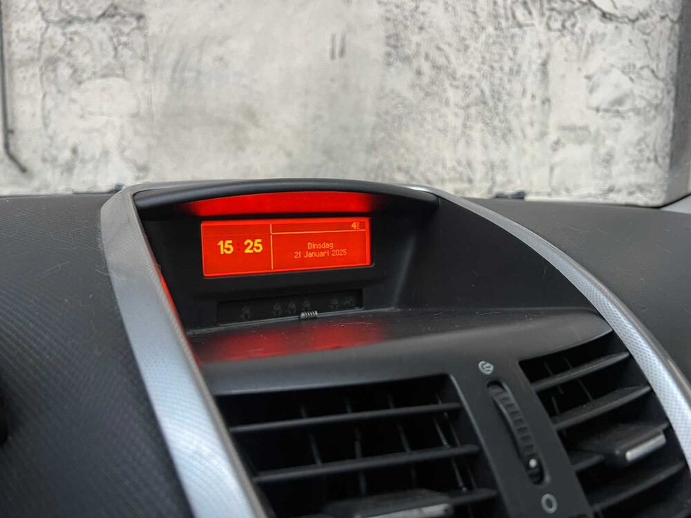 Peugeot 207 SW 1.6 VTi XS 120PS 2008, 70-ZR-PP