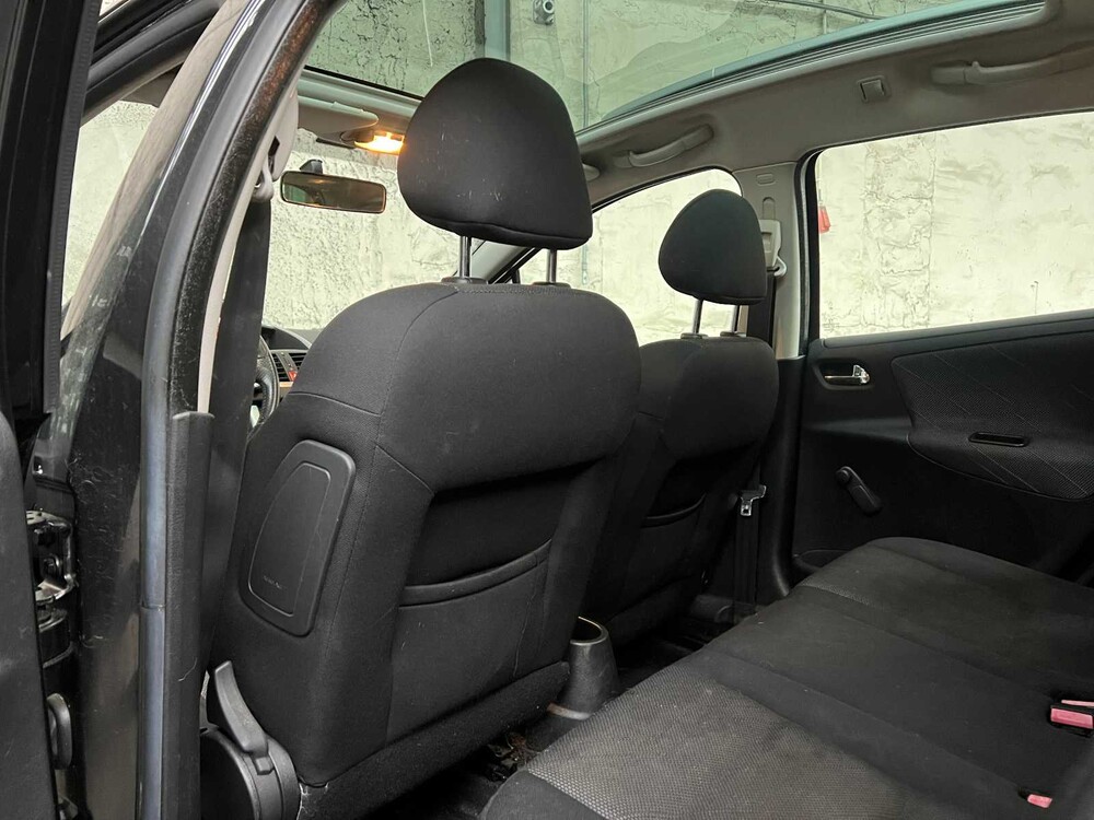 Peugeot 207 SW 1.6 VTi XS 120PS 2008, 70-ZR-PP