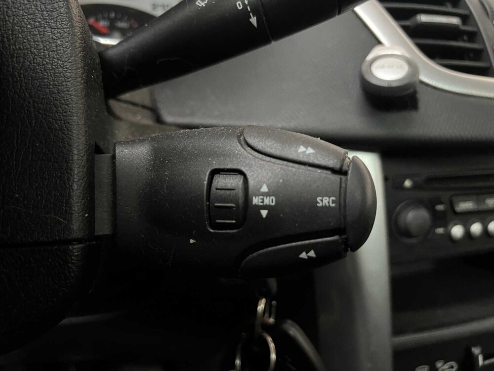 Peugeot 207 SW 1.6 VTi XS 120PS 2008, 70-ZR-PP