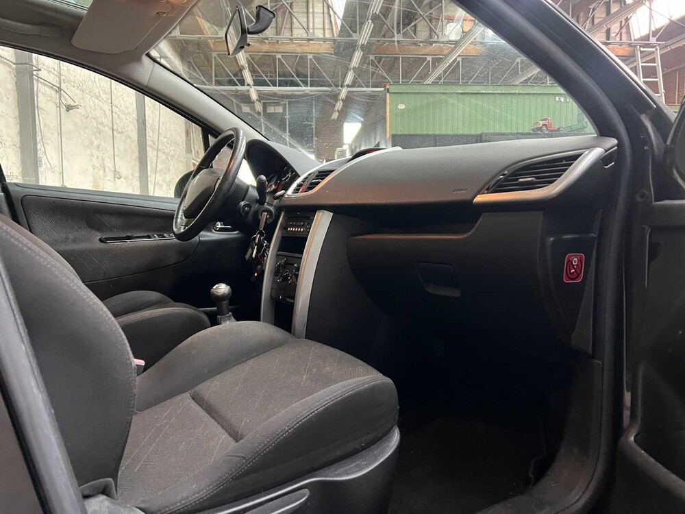 Peugeot 207 SW 1.6 VTi XS 120PS 2008, 70-ZR-PP