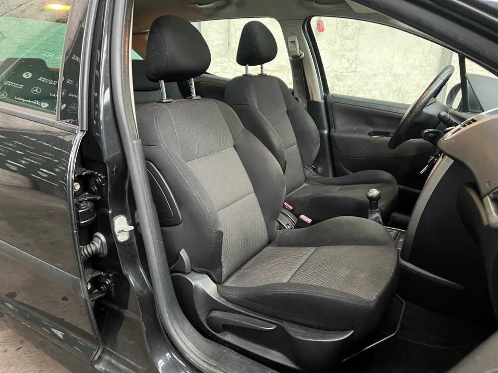 Peugeot 207 SW 1.6 VTi XS 120PS 2008, 70-ZR-PP