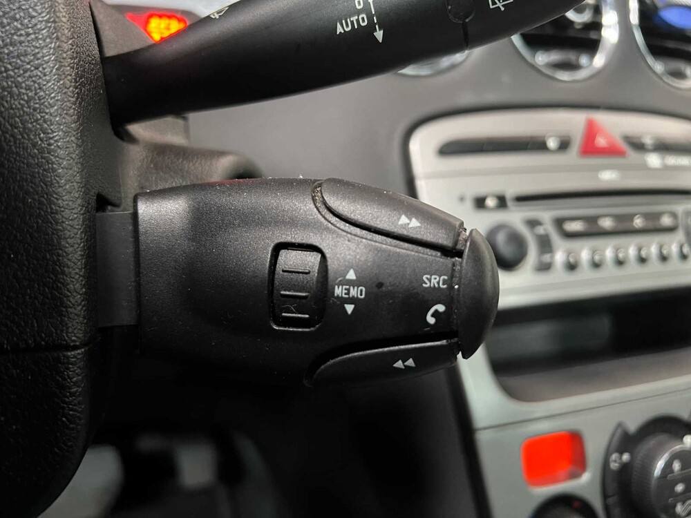 Peugeot 308 1.6 THP XT 140PS 2008, 18-HGZ-5