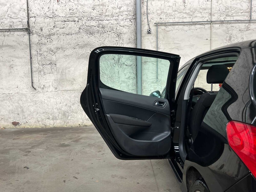 Peugeot 308 1.6 THP XT 140PS 2008, 18-HGZ-5