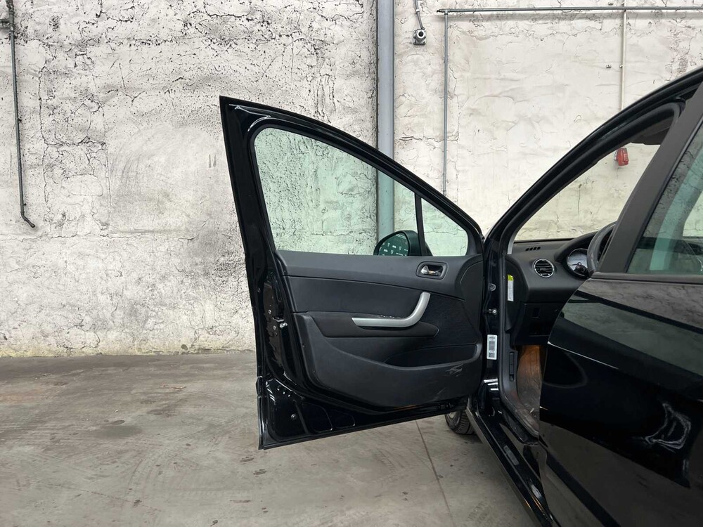 Peugeot 308 1.6 THP XT 140PS 2008, 18-HGZ-5