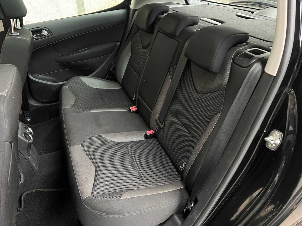 Peugeot 308 1.6 THP XT 140PS 2008, 18-HGZ-5