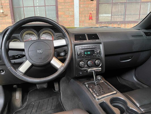 Dodge Challenger 5.7 V8 HEMI 372pk 2010