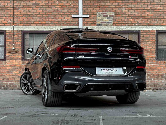 BMW X6 M50i xDrive 4.4 V8 High Executive 530hp 2023 (Original-NL + 1st Owner), S-666-JN