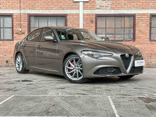 Alfa Romeo Giulia 2.2 Super 179hp 2017, RP-249-P