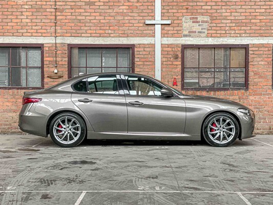 Alfa Romeo Giulia 2.2 Super 179hp 2017, RP-249-P