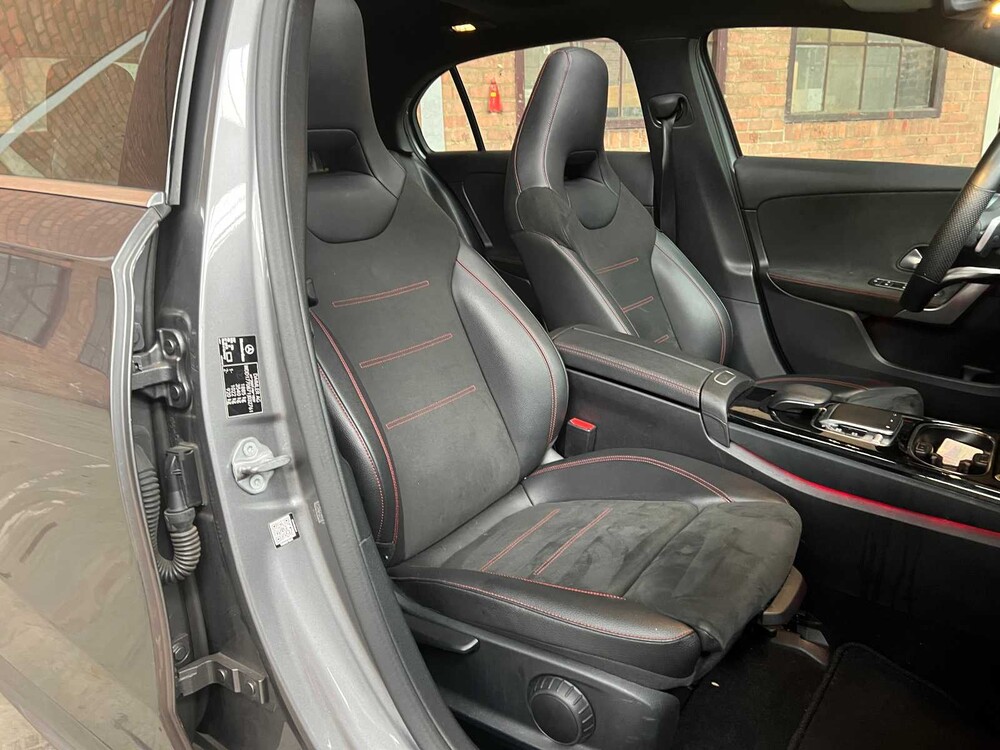 Mercedes-Benz A200 Premium 163hp 2018 A-Class, H-306-JR