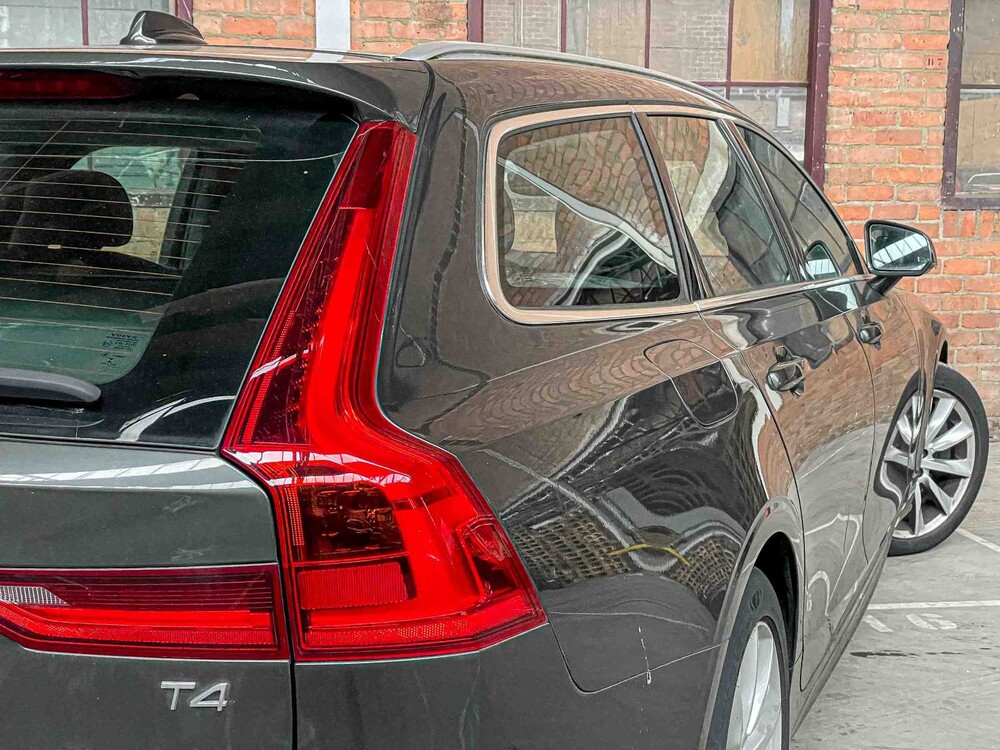 Volvo V90 2.0 T4 Momentum Pro 190pk 2019, G-197-LJ