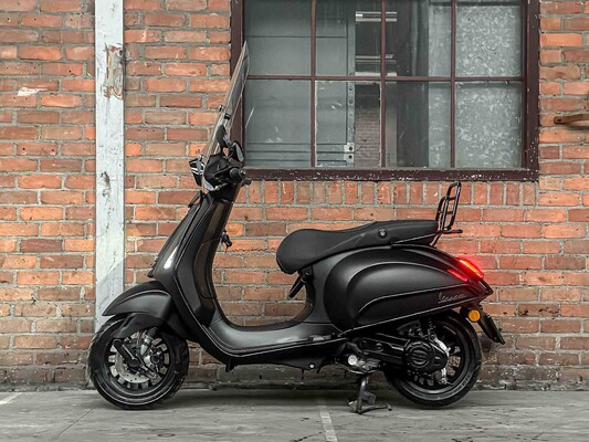 Vespa Sprint 50 -Full Option- 2019, DSJ-37-K Scooter