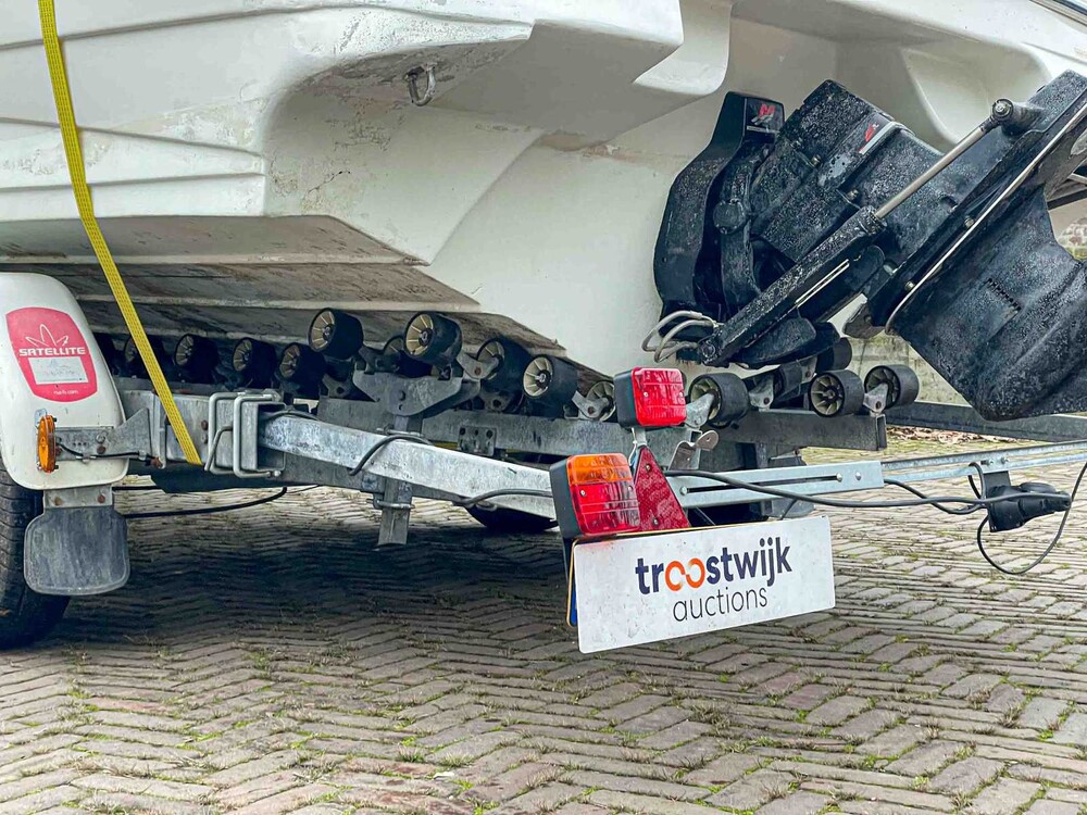 Mariah Shabah Speedboot 205pk 1999 (73-67-YE) 6+ Meter Boottrailer 2009 (77-WJL-7)