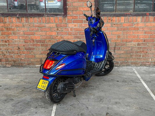 Piaggio Vespa Sprint 80cc 2018 (FULL OPTION), DRP-14-S Scooter Bromscooter