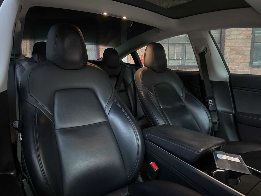 Tesla Model 3 Standard RWD Plus 60 kWh 238pk 2019, G-063-PJ