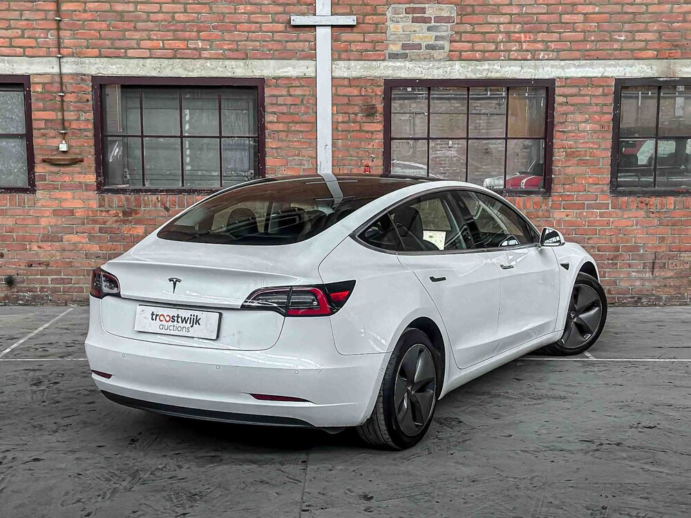 Tesla Model 3 Standard RWD Plus 60 kWh 238pk 2019, G-063-PJ