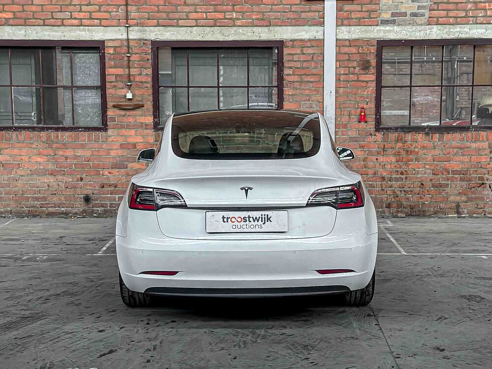 Tesla Model 3 Standard RWD Plus 60 kWh 238pk 2019, G-063-PJ