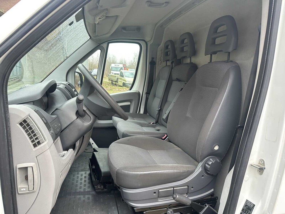 Peugeot Boxer 335 2.2 HDI L2H2 120PS 2010, 1-VGR-41