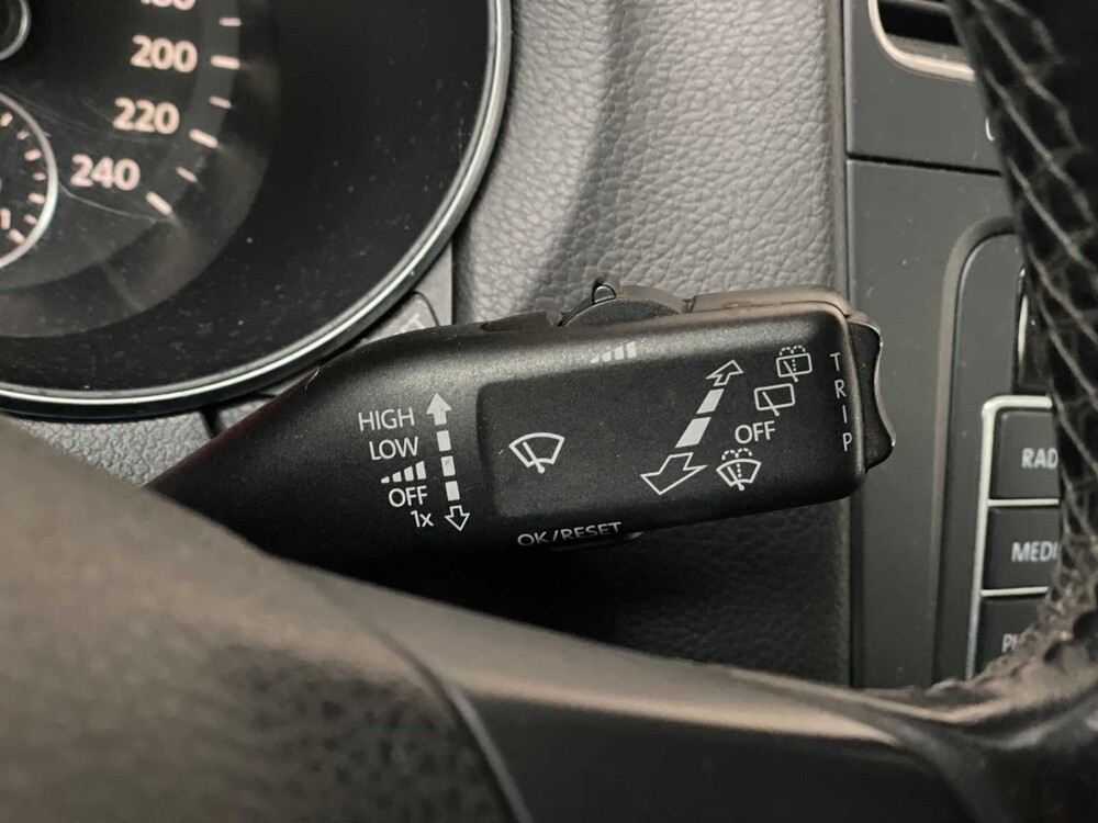 Volkswagen Golf 1.4 Trendline 80PS 2009, NJ-276-K