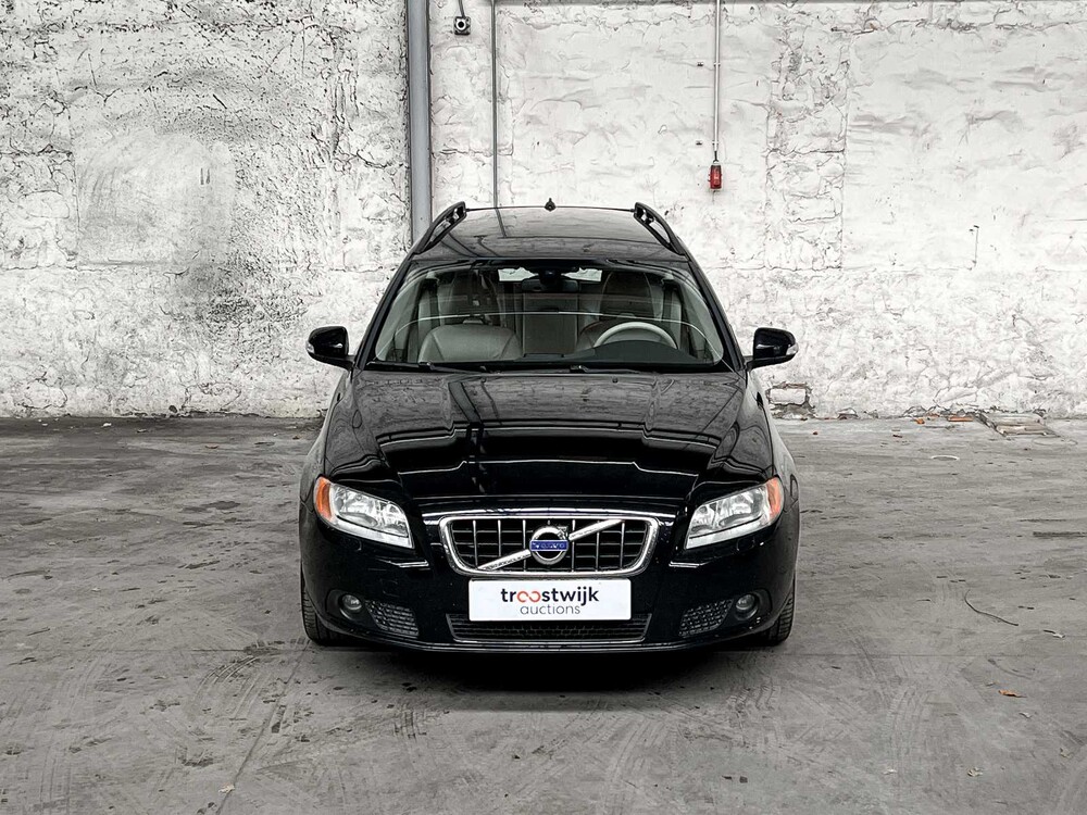 Volvo V70 3.0 T6 AWD Momentum 286PS 2007, X-718-KR