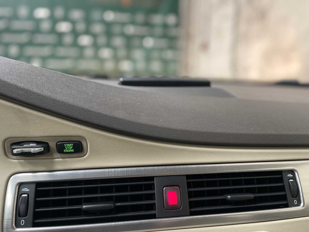 Volvo V70 3.0 T6 AWD Momentum 286PS 2007, X-718-KR