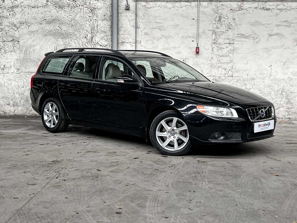 Volvo V70 3.0 T6 AWD Momentum 286PS 2007, X-718-KR