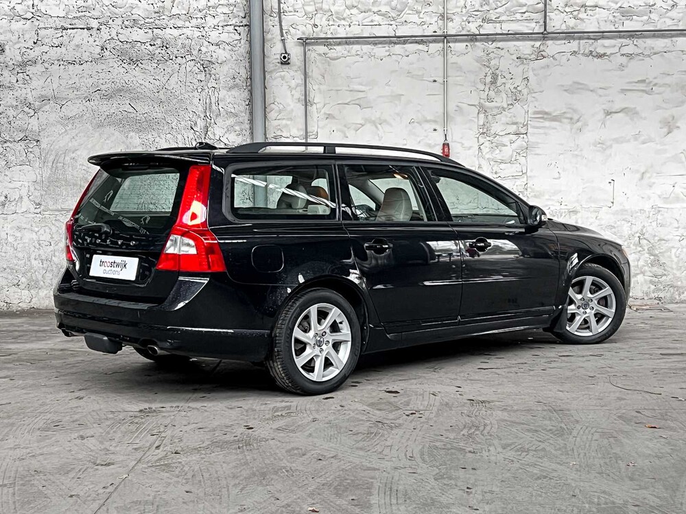 Volvo V70 3.0 T6 AWD Momentum 286PS 2007, X-718-KR