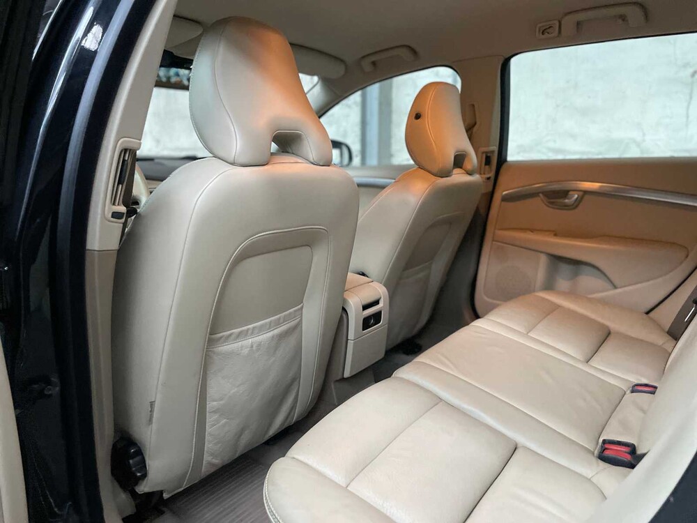 Volvo V70 3.0 T6 AWD Momentum 286PS 2007, X-718-KR