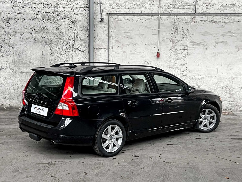 Volvo V70 3.0 T6 AWD Momentum 286PS 2007, X-718-KR