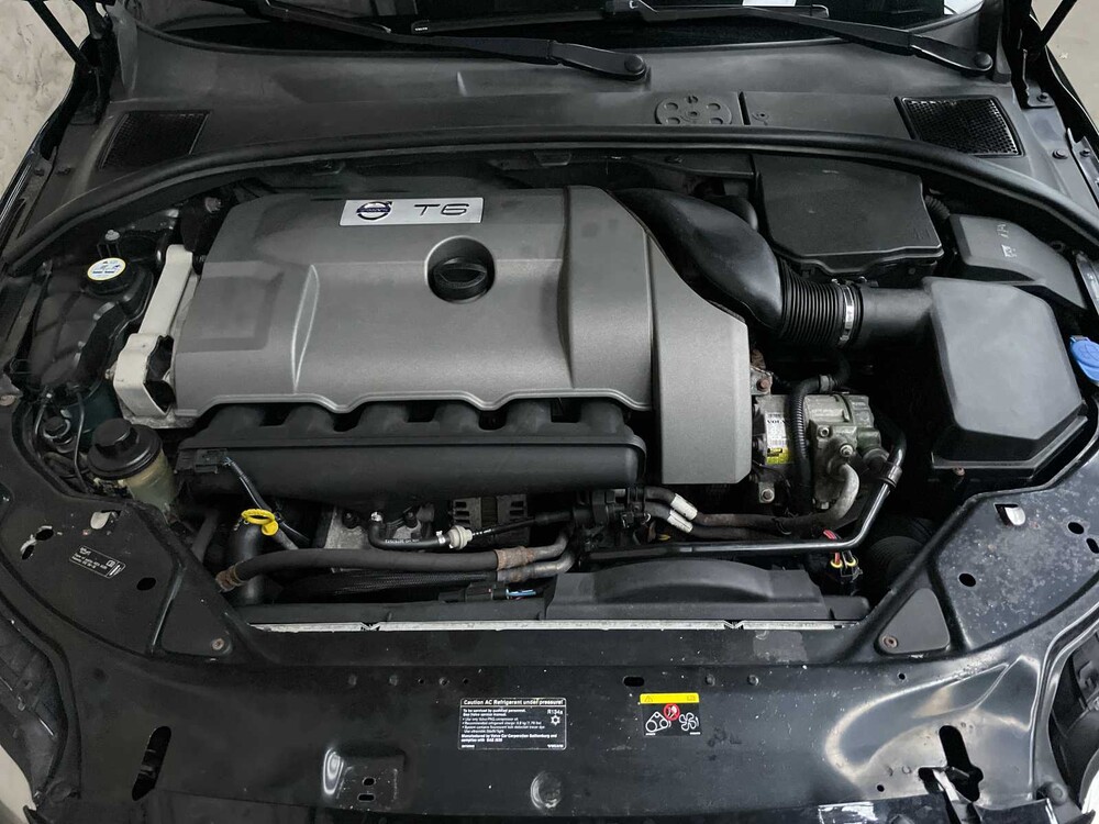 Volvo V70 3.0 T6 AWD Momentum 286PS 2007, X-718-KR