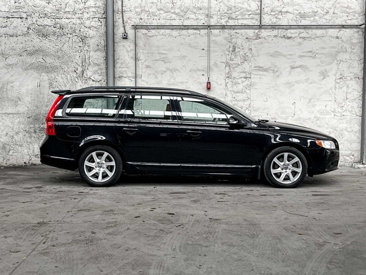 Volvo V70 3.0 T6 AWD Momentum 286hp 2007, X-718-KR