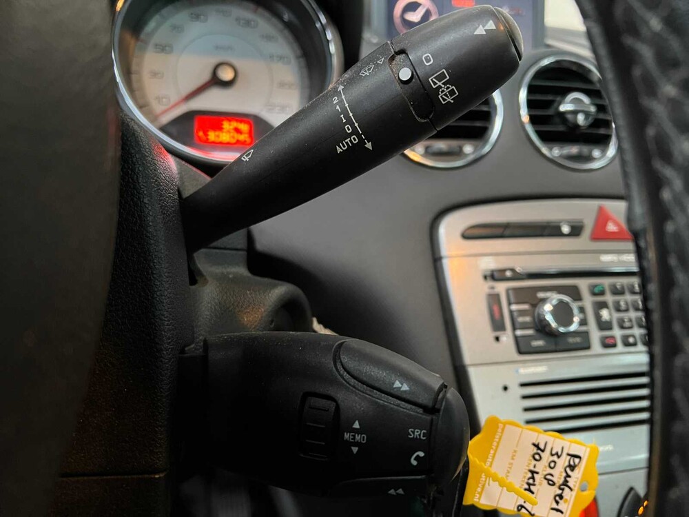 Peugeot 308 1.6 THP XT 150PS 2008, 70-KHT-6