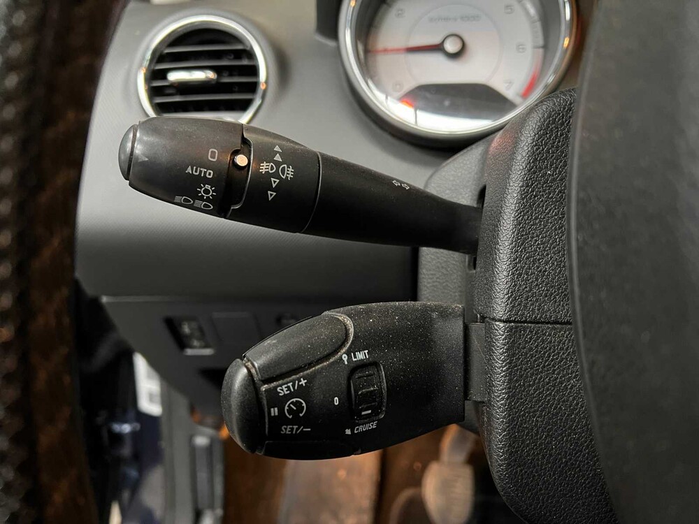 Peugeot 308 1.6 THP XT 150PS 2008, 70-KHT-6